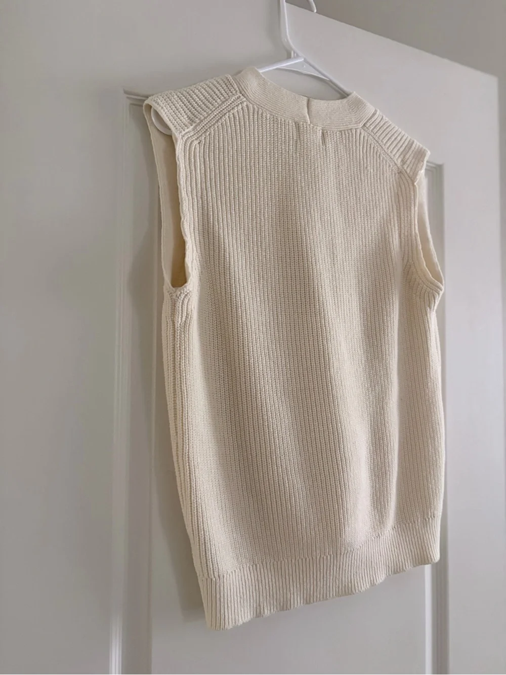 H&M Rib Knit Sweater Vest Size S